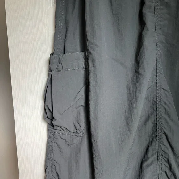 Gray Cargo Maxi Skirt - Picture 2 of 7